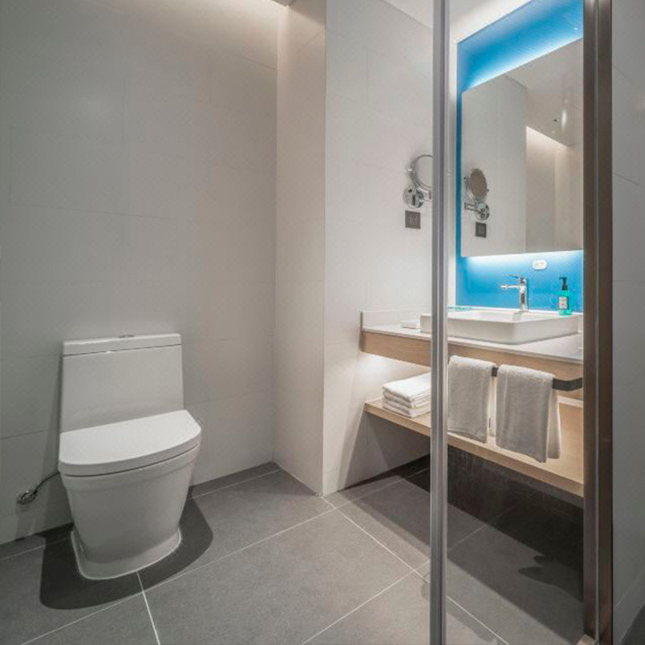 Demande personnalisée Meubles d'hôtel King Size Ensembles de chambre pour une villa 3 étoiles personnalisée